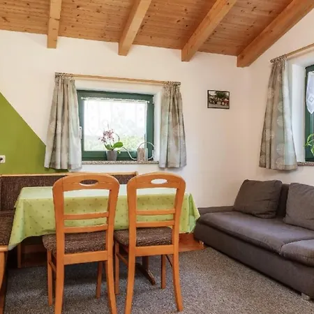 Ferienhaus Zillendorf Hébergement de vacances *